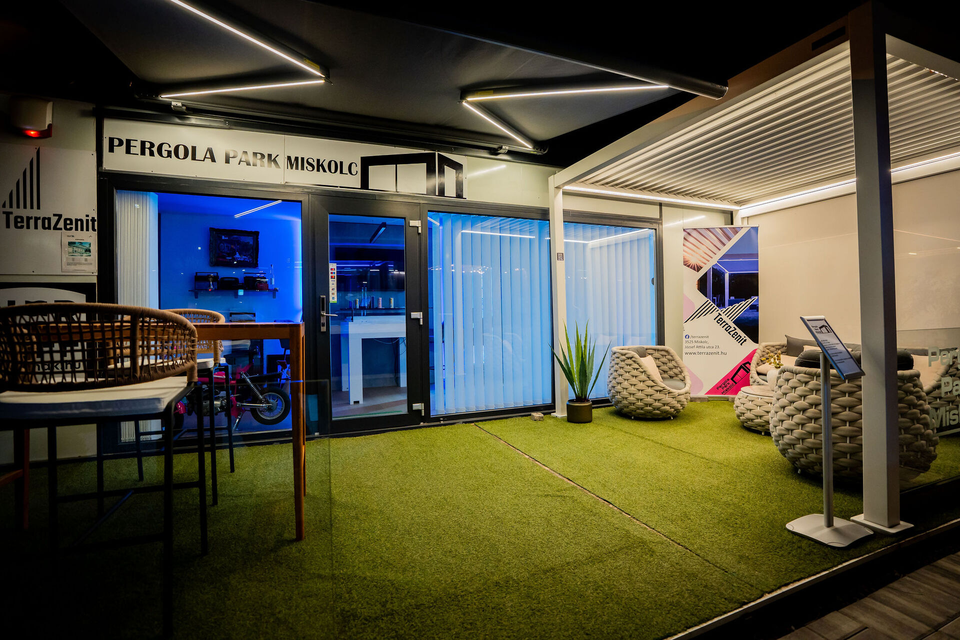 Könyökkaros Árnyékoló